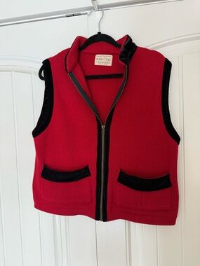 Robin Kay Red Zip Front Knit Vest with Black Velvet Trim